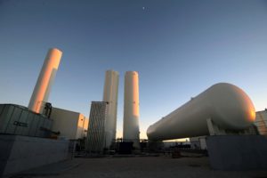 Eni: “Algeria, quantità rispettate. Nel 2022 tre mld di mc”