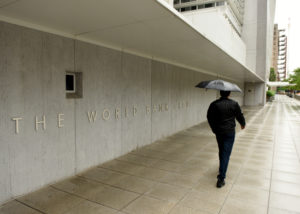 Banca mondiale taglia previsioni di crescita. Come nell”83