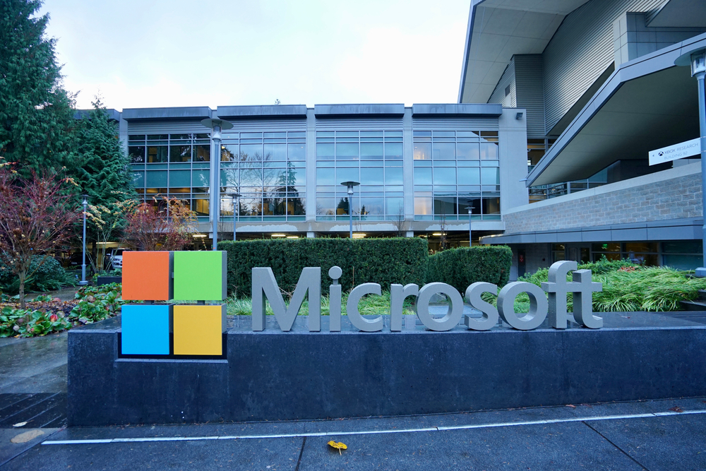 Microsoft e Hitachi si alleano per potenziare i servizi di intelligenza artificiale