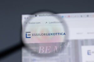 EssilorLuxottica: 2022 al top per fatturato, utile operativo e utile netto