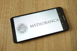 Mediobanca, record per l’utile semestrale: +6% a/a