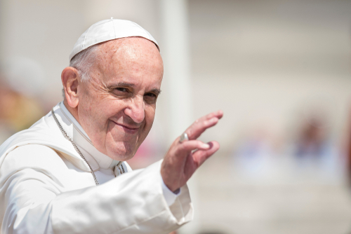 Vaticano, Papa Francesco: “nessun ente ecclesiastico è titolare di beni della Santa Sede”