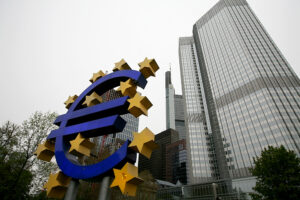 Bce: azione con banche centrali per liquidità in dollari