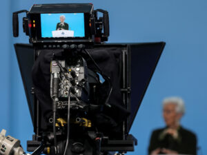 Bce, Lagarde: “Dopo i rialzi di marzo, decideremo sui dati”