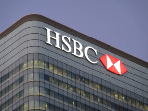 Banche, cresce l’utile di HSBC: +92% nel quarto trimestre per il rettificato