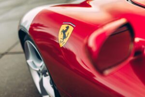 Ferrari, accordo con Samsung per gli oled sulle auto del domani