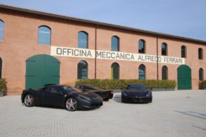 Ferrari, oltre ogni limite: ricavi oltre i 5 miliardi (+19,3%)