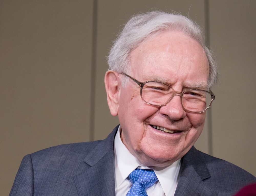 Warren Buffett taglia la partecipazione in Apple