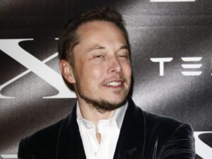 Musk e la settimana “hardcore”: tra Tesla, Superbowl e Ucraina