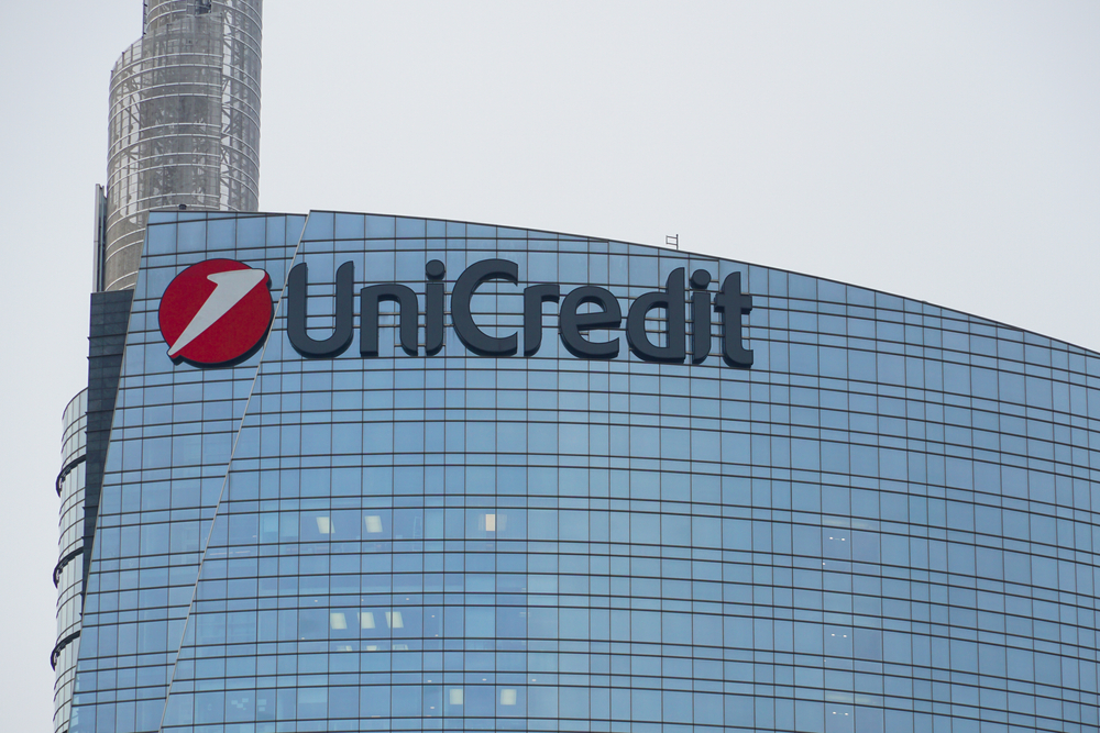 Unicredit, il programma di buyback procede