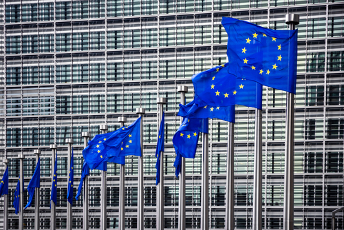 Eurocamera, l’allarme: “con l’aumento dei tassi a rischio il bilancio Ue”