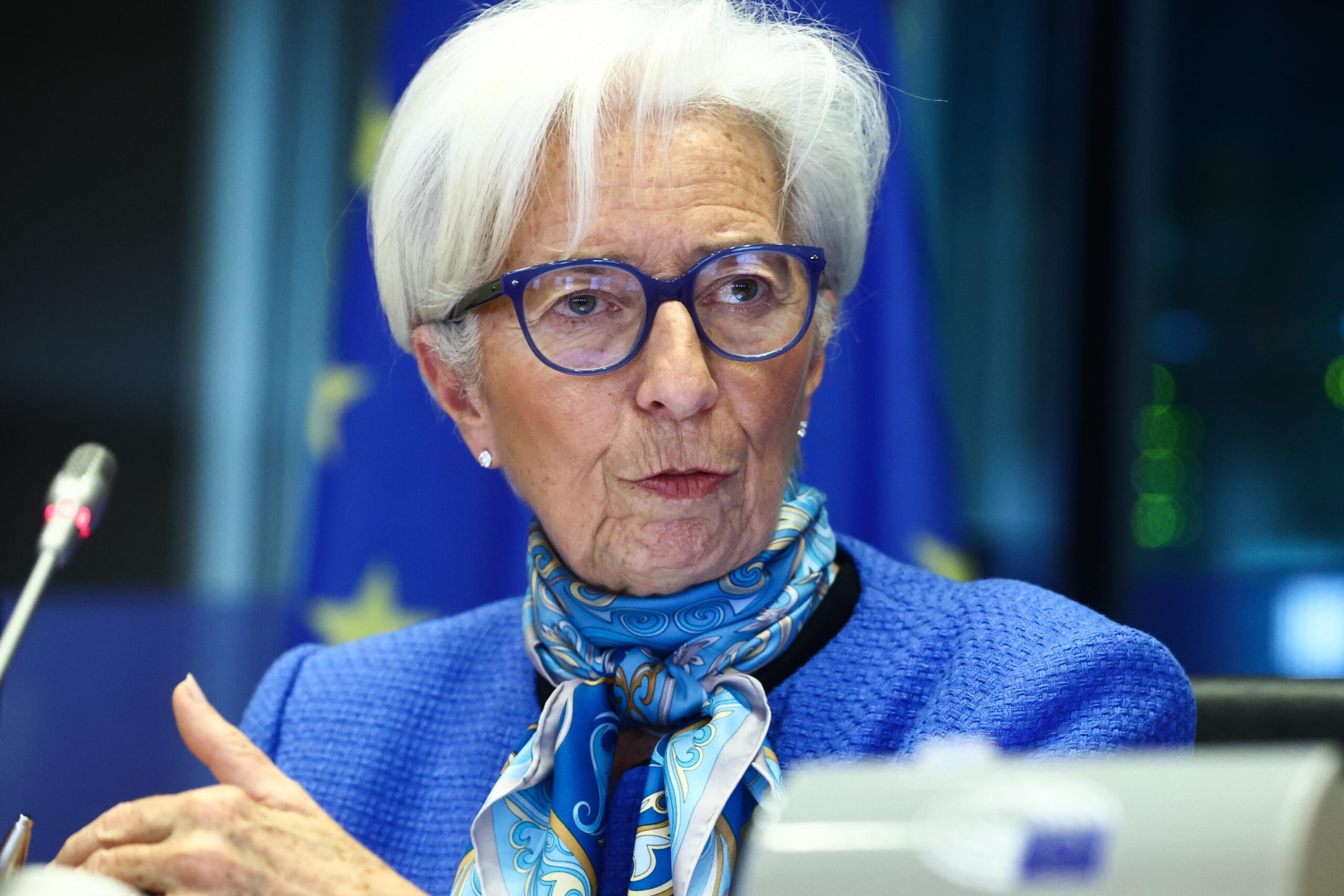 Bce, Lagarde conferma: “primo taglio dei tassi a giugno”
