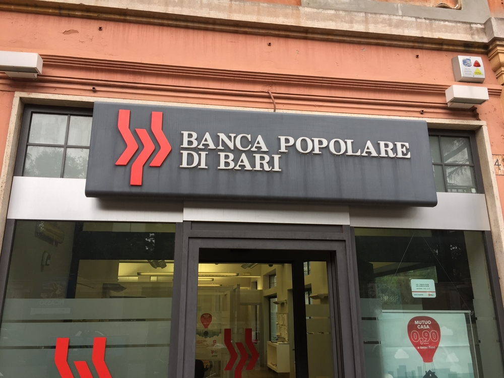 Banca Popolare di Bari riduce la perdita nel 2022. Prestito di 60 milioni da Mediocredito centrale