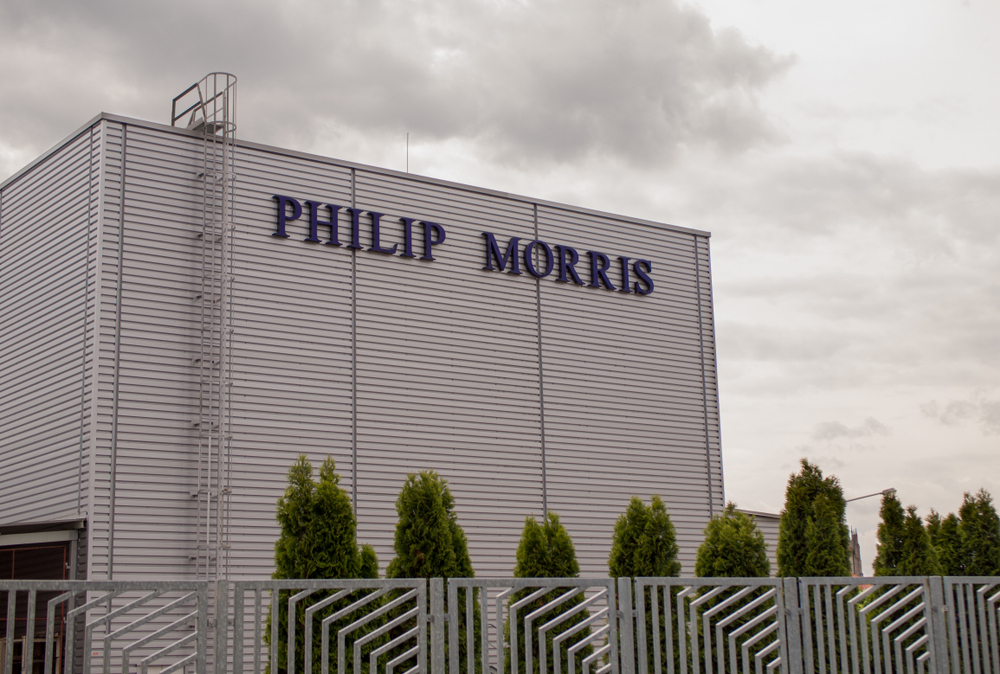 Philip Morris, conti trimestrali oltre le attese
