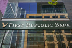 First Republic Bank, il piano da 30 miliardi non convince