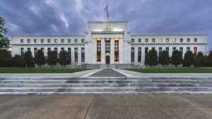 Crac SVB, la Fed si riunisce a porte chiuse
