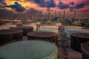 Petrolio, Opec annuncia un taglio di un milione di barili. A sorpresa