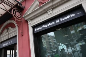 Extraprofitti, utili banche +75 mld. Per Unimpresa la tassa è giusta