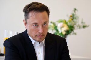Musk, avvocati che hanno annullato la retribuzione del Ceo vogliono compenso di 6 mld