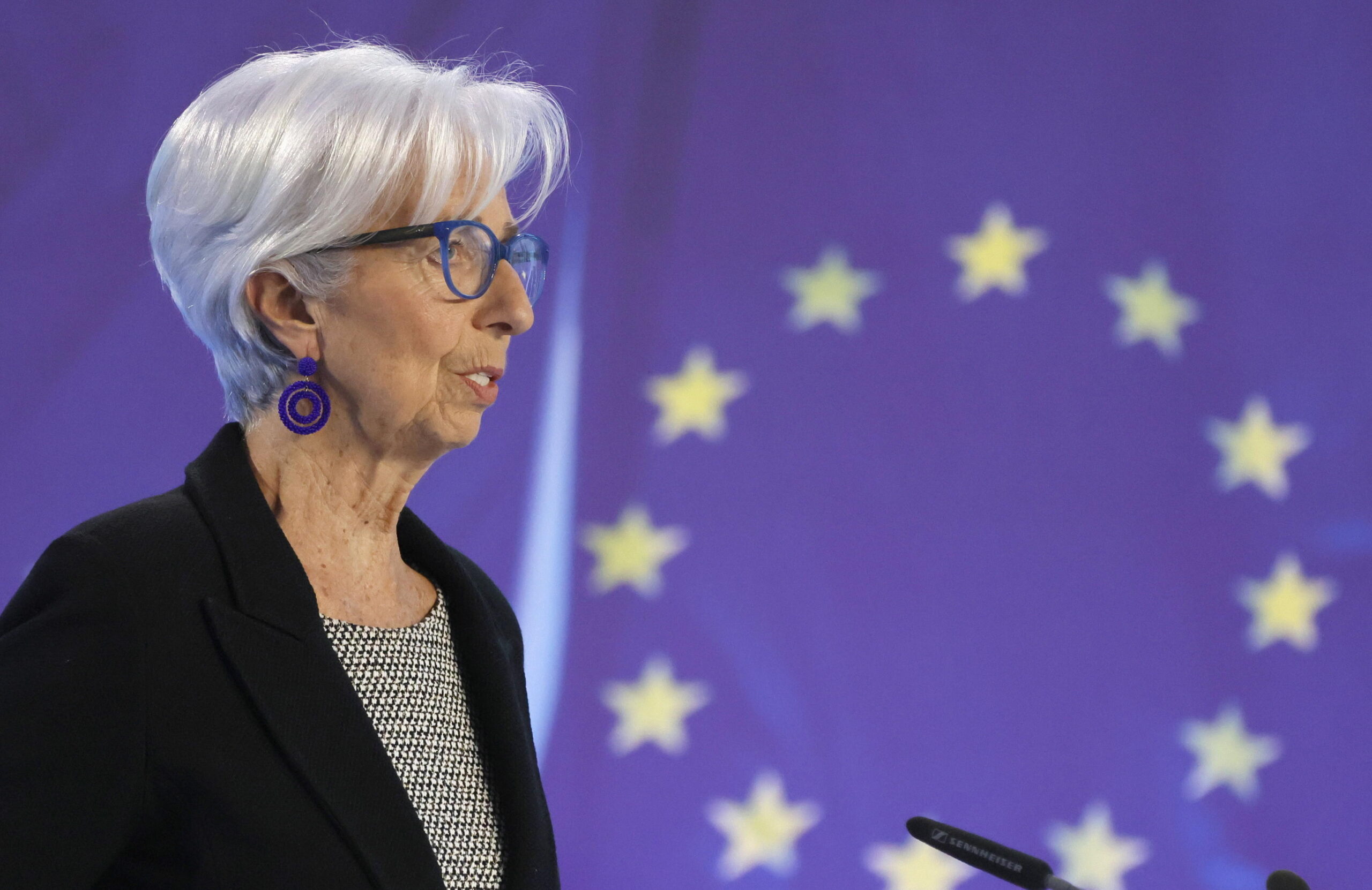 Bce, Lagarde: “costruire una vera Unione dei Mercati dei Capitali”