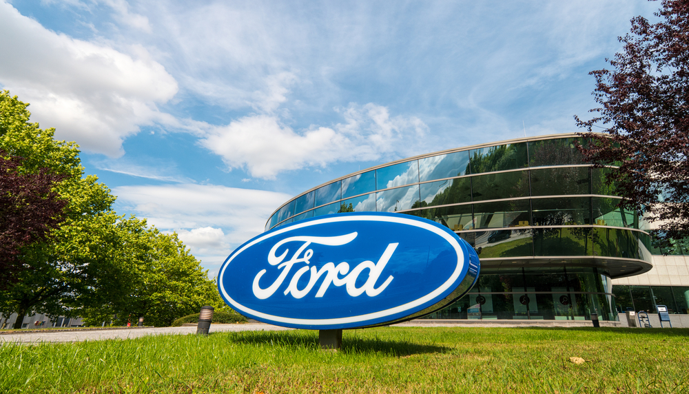 Ford supera le stime grazie ai veicoli commerciali
