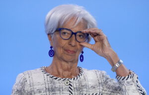 Lagarde raggela le Borse: Milano -0,1%. Tim svetta quasi a +3%