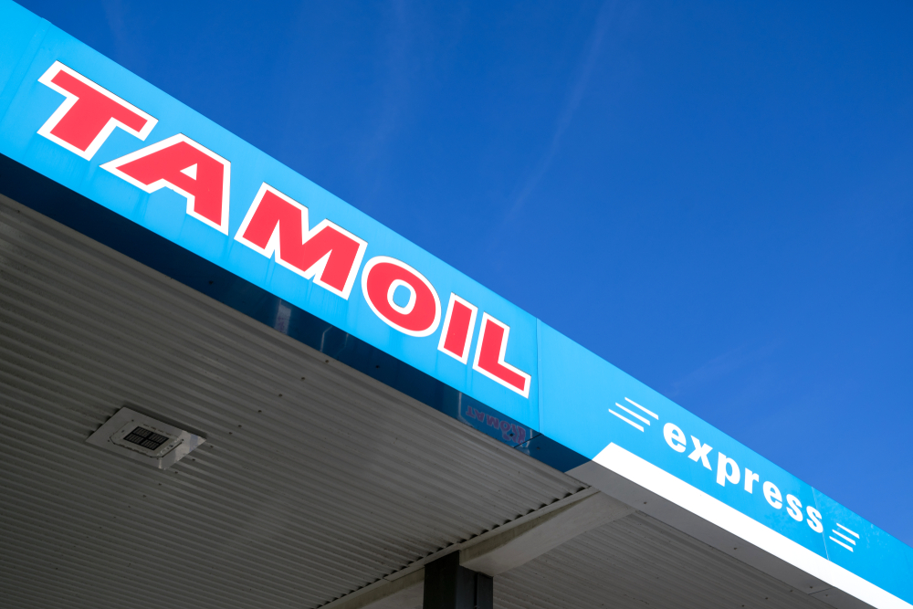 Prezzi carburanti, Tamoil e Q8 su di un centesimo
