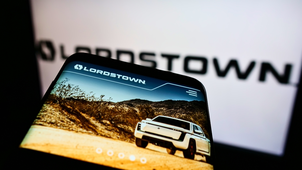 Veicoli elettrici, Lordstown Motors dichiara bancarotta e fa causa a Foxconn