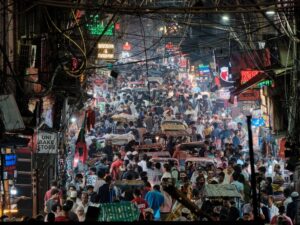 India, Fitch alza la previsione di crescita al 6,3%