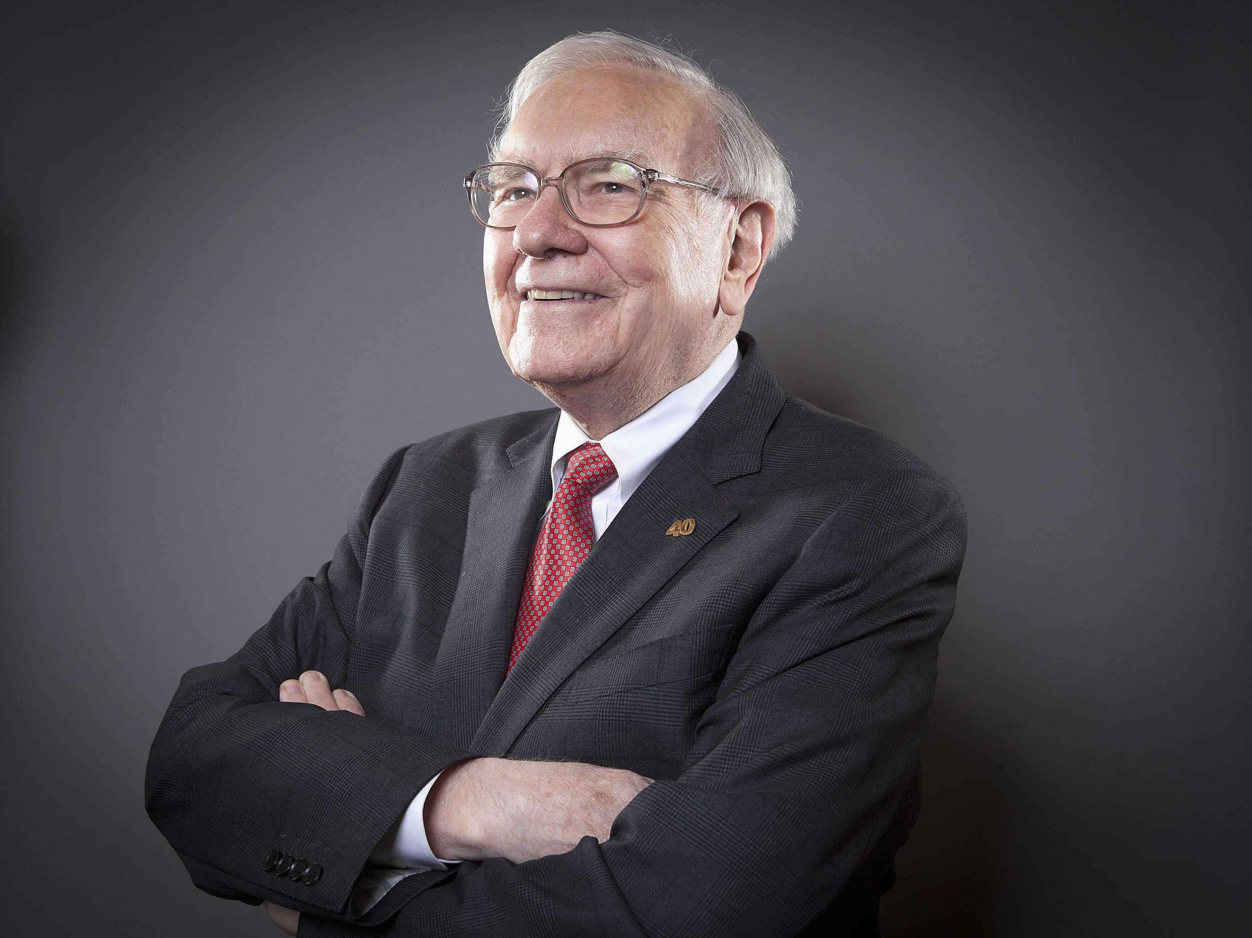 Warren Buffett, Berkshire Hathaway riduce la sua quota in HP al 9,9%