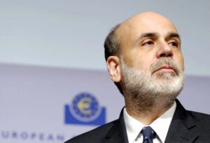 La BoE ingaggia l’ex Fed Ben Bernanke per sostenere una revisione della sua politica monetaria