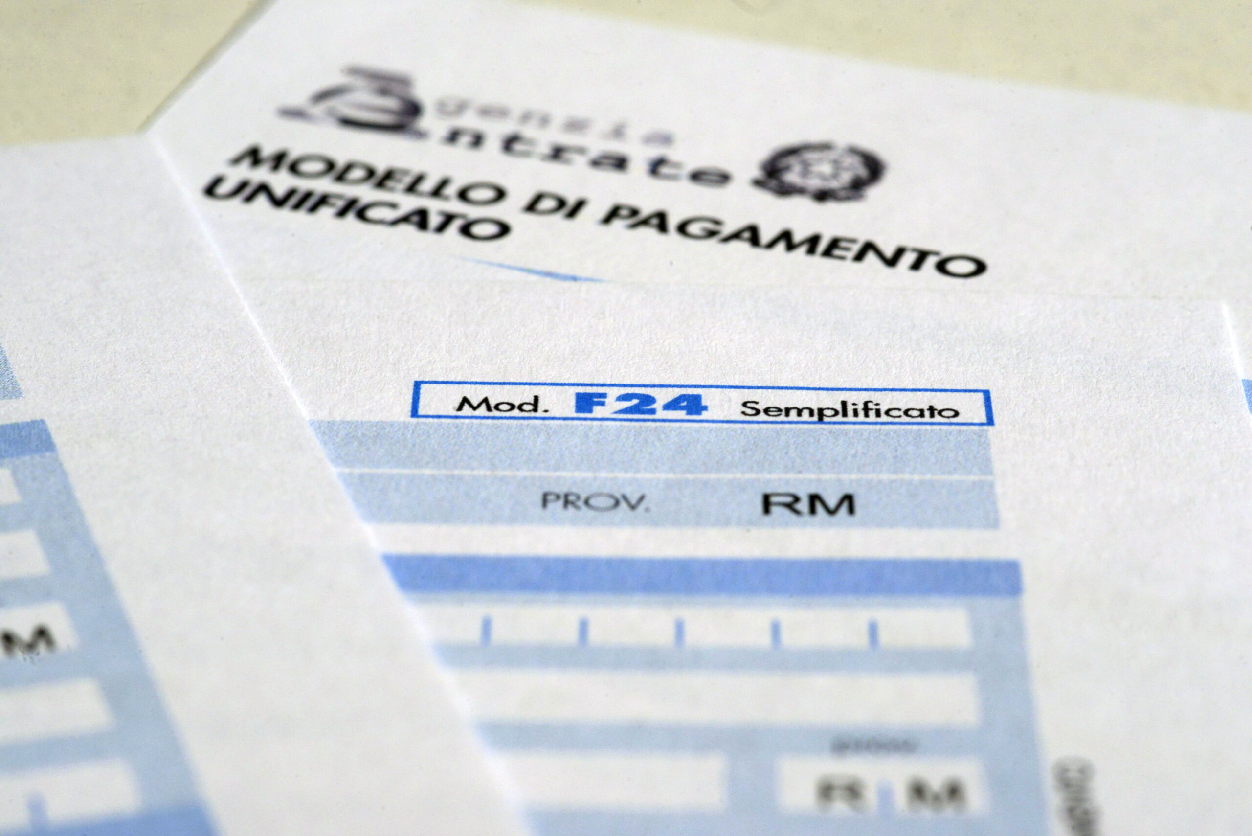 MODULISTICA
CONTRIBUTI
F24 F 24 SEMPLIFICATO
MODELLO DI PAGAMENTO UNIFICATO TASSE