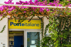 Poste Italiane, prima tra le blue chip nel Mib Esg