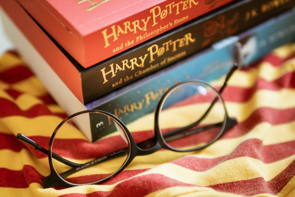 Harry Potter, venduto all’asta per quasi 12 mila euro un esemplare de “La Pietra Filosofale”