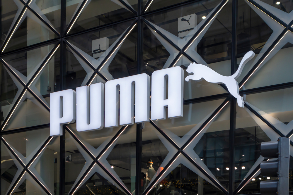 Puma, previste per il 2024 vendite e profitti inferiori alle attese. Ed il titolo crolla