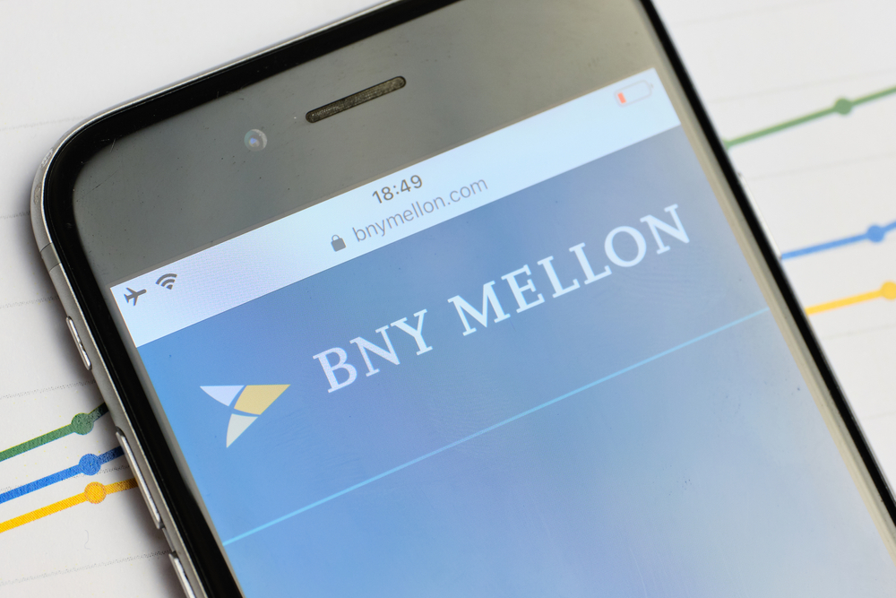 Bank of New York Mellon Corp batte gli obiettivi di Wall Street sugli utili 