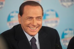 Testamento Berlusconi, oggi o domani la firma