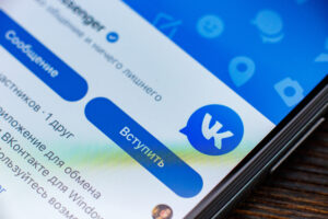 Guerra, il “Facebook russo” VKontakte torna in patria (dalle Isole Vergini)