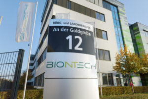 Biontech, ricavi da 3,1 mld a 167 mln. Effetto post Covid