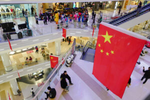 Le grandi banche rivedono le stime di crescita della Cina