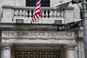 Wall Street apre positiva aiutata dal calo dei rendimenti USA