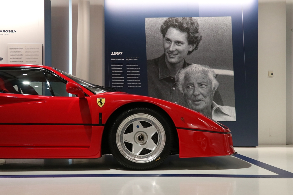 Ferrari: nessun ritorno della sede legale in Italia, per ora