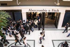 Abercrombie & Fitch: secondo trimestre positivo