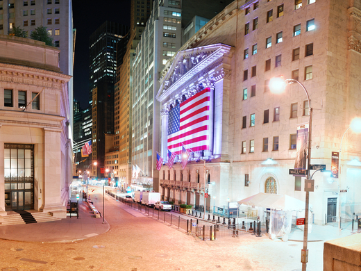 Wall Street chiude in rialzo, in attesa delle macro