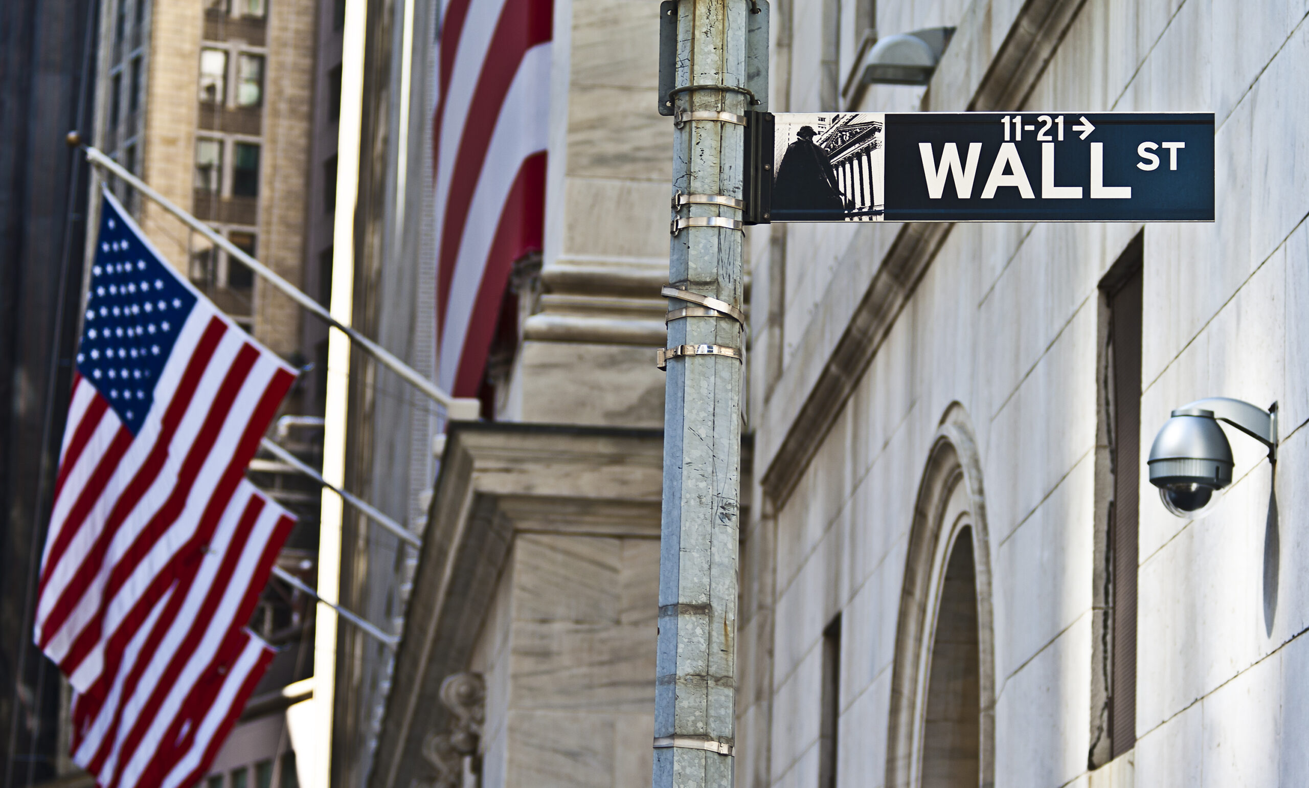 Wall Street apre in positivo, il dato Pce fa ben sperare sui tassi