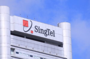 Singapore, KKR compra il 20% dell’unità di data center regionale di SingTel per 807 milioni di dollari