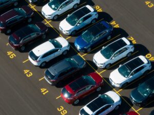 Sciopero auto, sindacato canadese ratifica accordo Ford