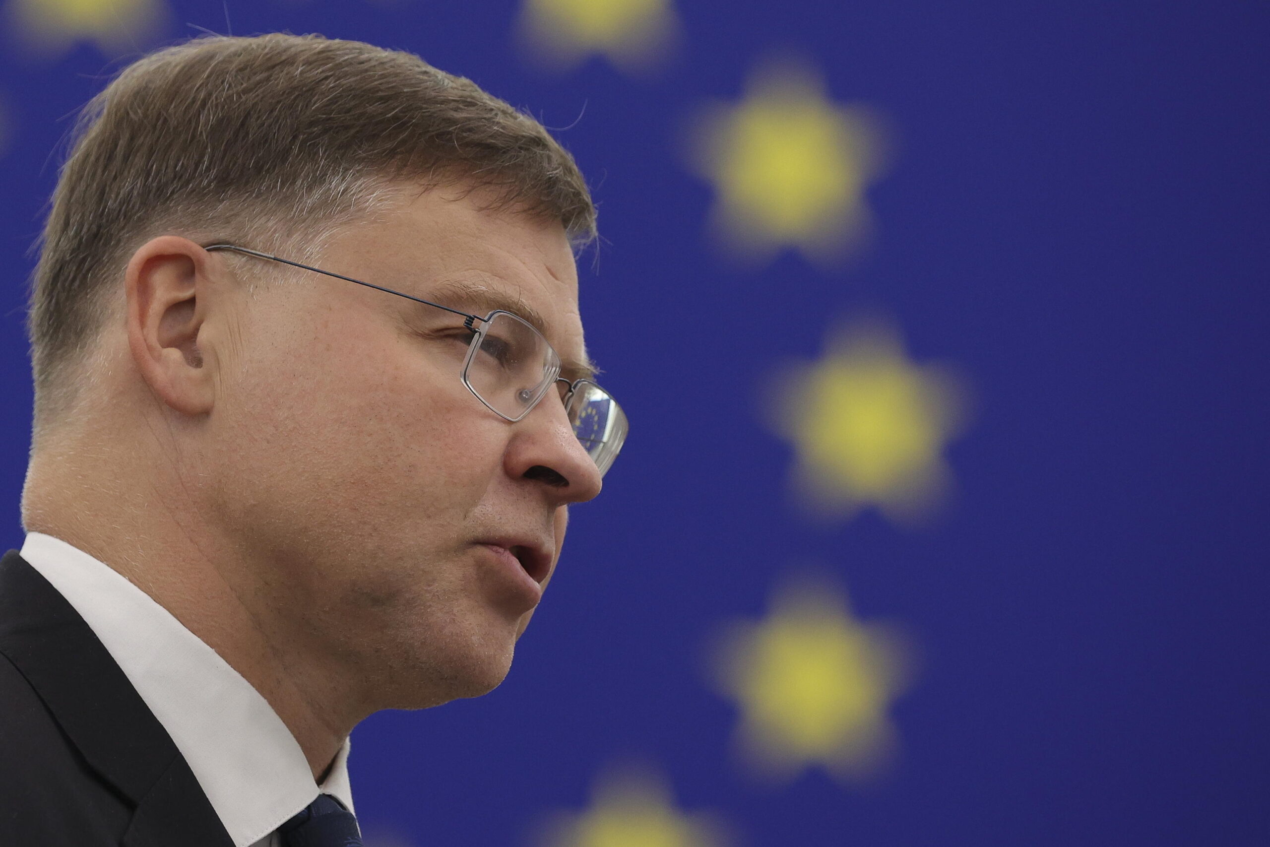 Dombrovskis sul Pnrr: “acceleriamo, alcuni Paesi in ritardo”