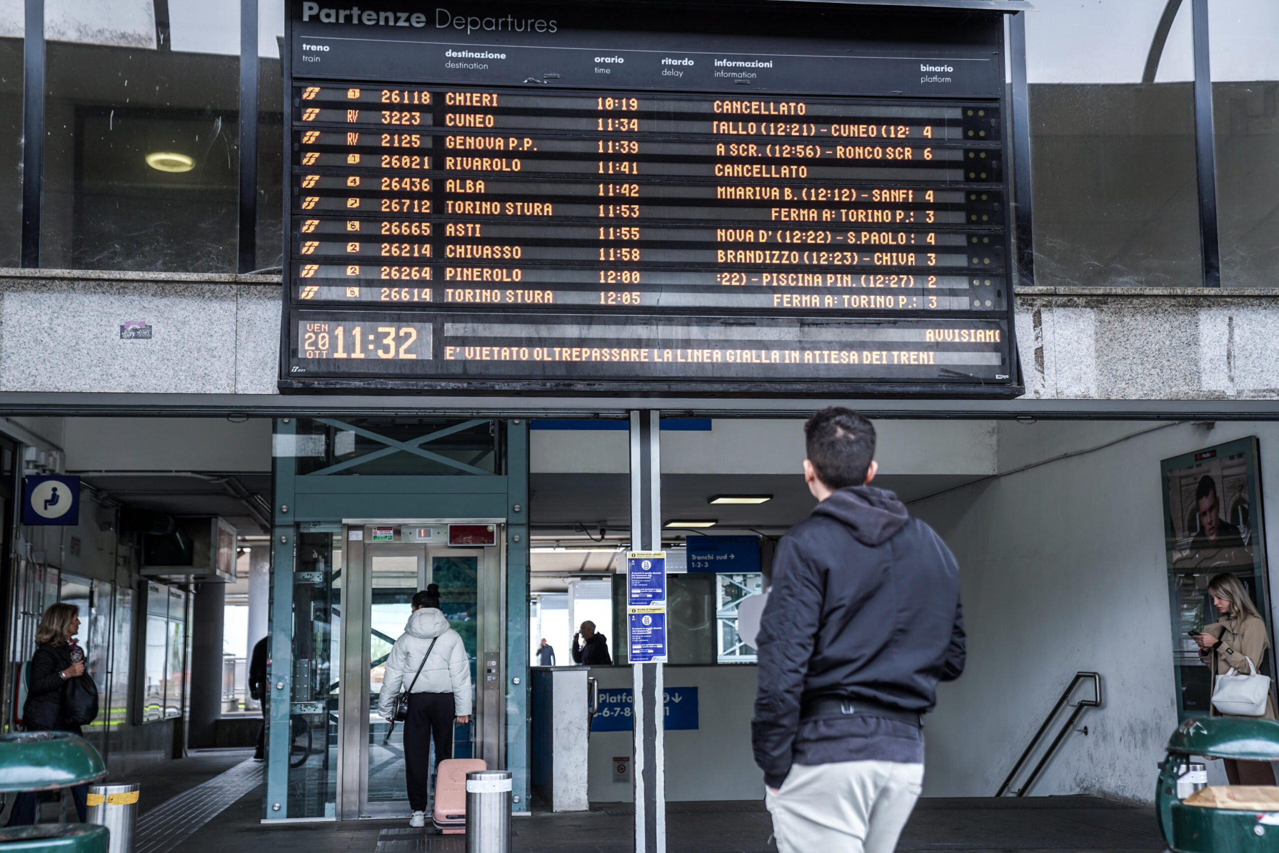 Treni: Guasto in stazione Bologna, ritardi di quasi 2 ore su Av