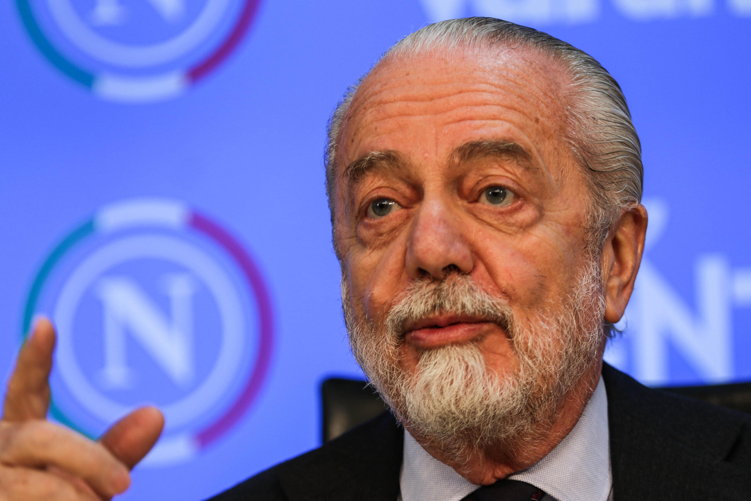 Caso Osimhen, De Laurentiis interrogato in procura: il presidente del Napoli accusato di falso in bilancio